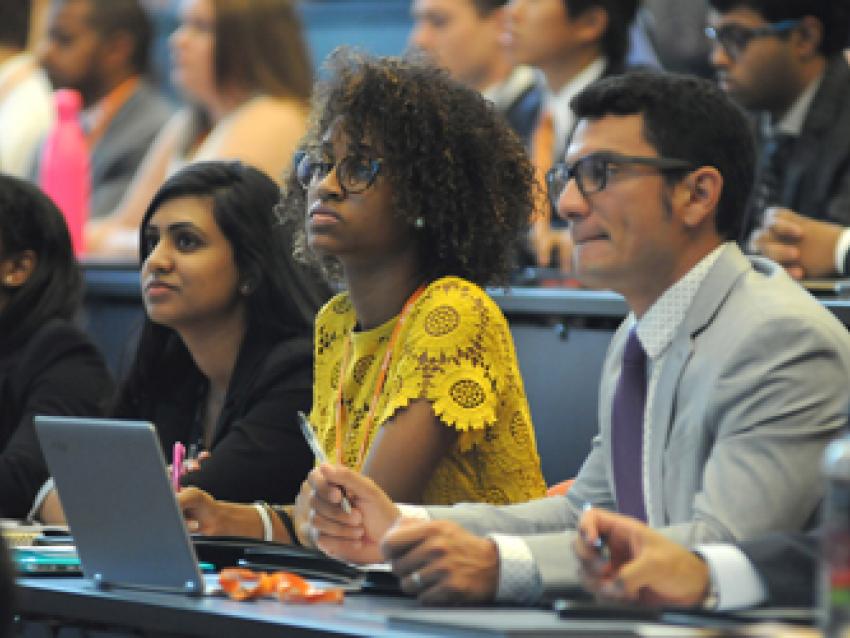 VCOM-Auburn Welcomes Class of 2021 to Campus